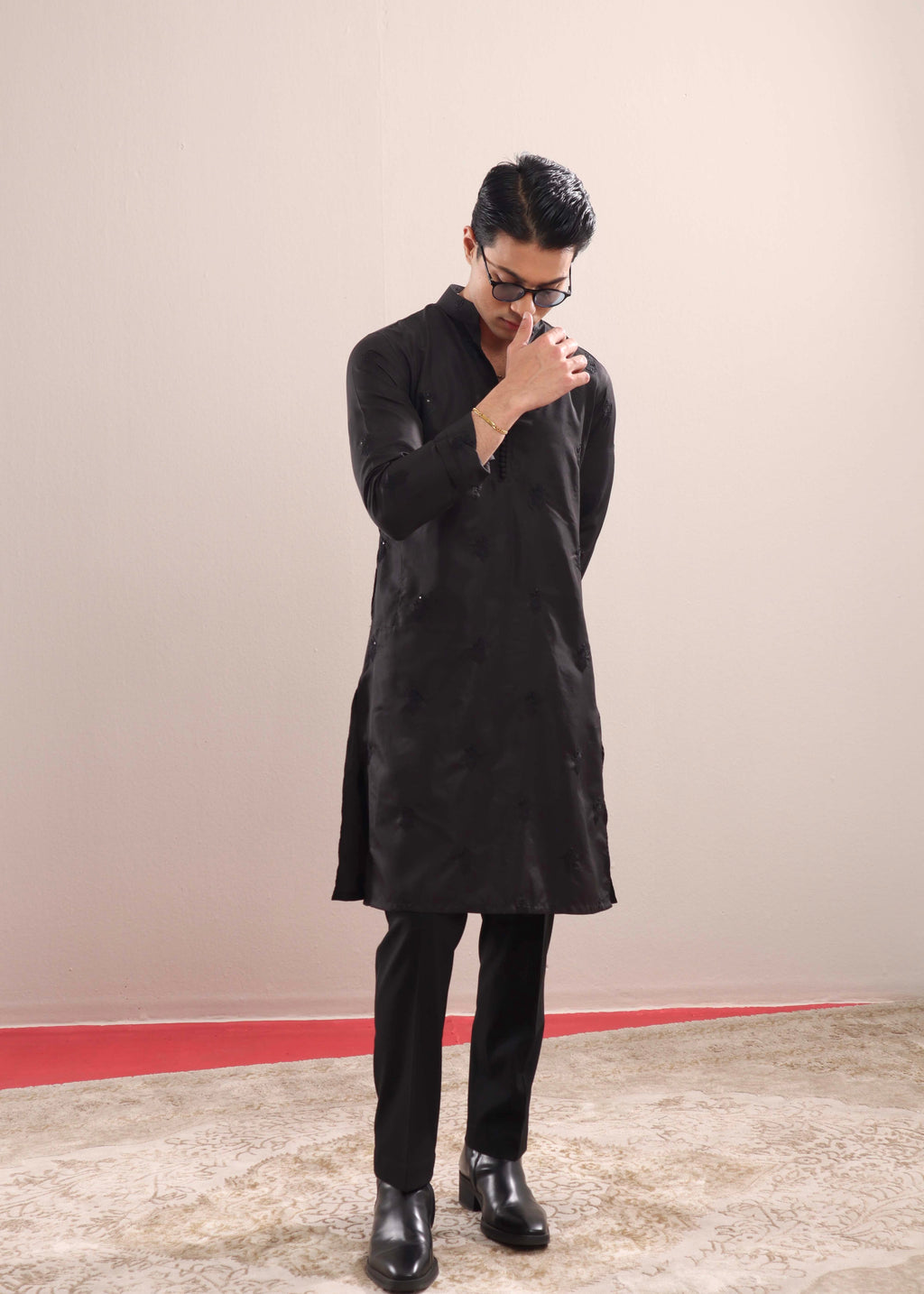 Minimal Black Punjabi (Jamini)