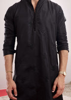Minimal Black Punjabi (Jamini)