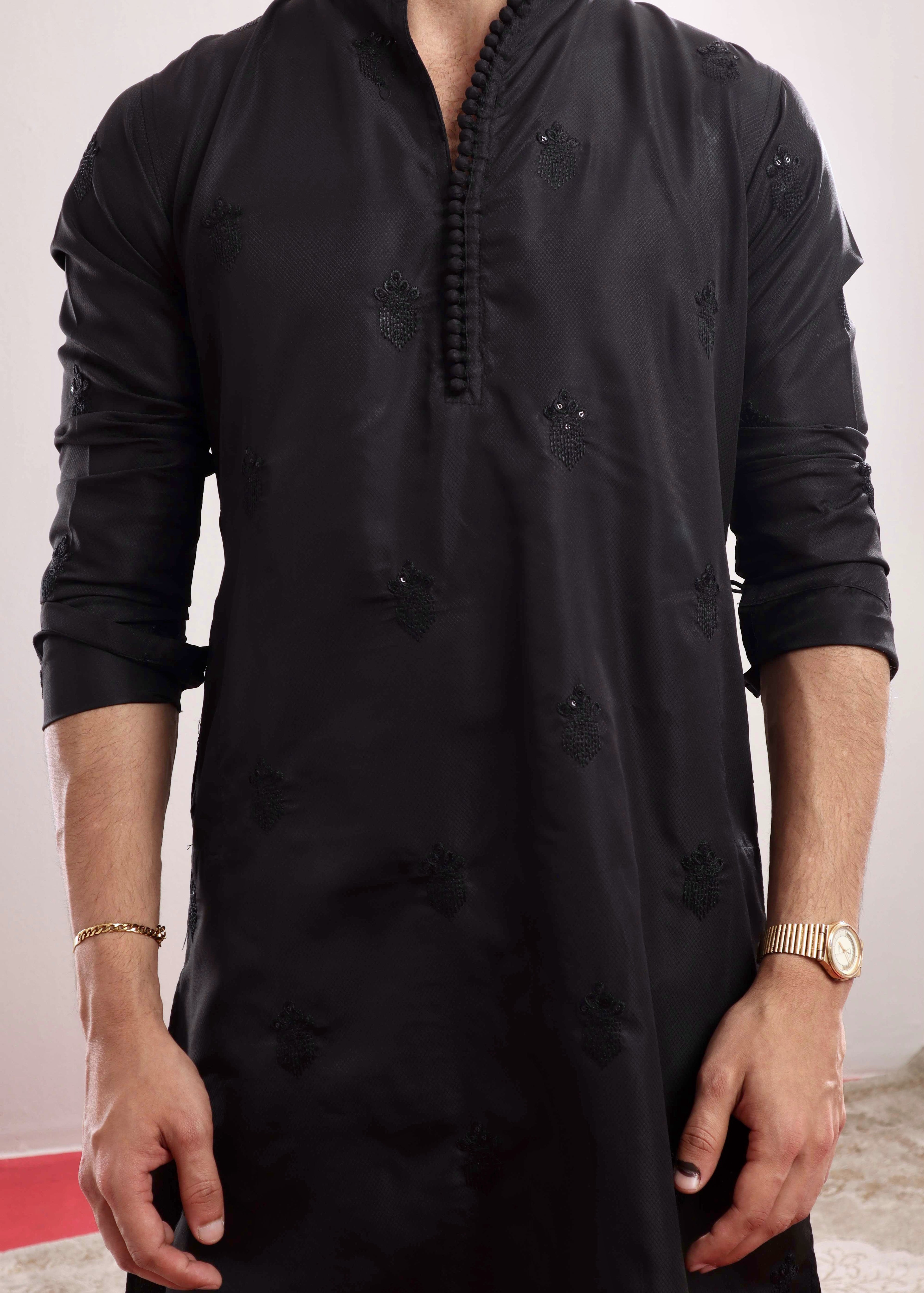 Minimal Black Punjabi (Jamini)